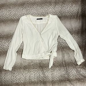 Abercrombie cropped wrap blouse